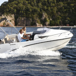 Quicksilver Activ 505 Cabin + Mercury 80hp (Stocked)