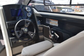 Quicksilver Activ 675 Weekend + Mercury 200hp (Stocked) - Image 30