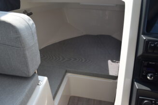 Quicksilver Activ 675 Weekend + Mercury 200hp (Stocked) - Image 36