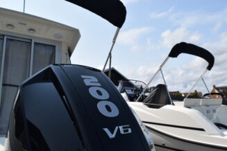 Quicksilver Activ 675 Weekend + Mercury 200hp (Stocked) - Image 8