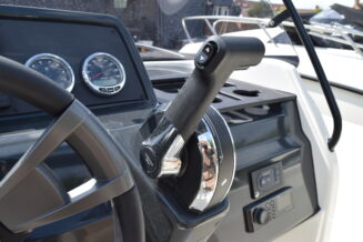 Quicksilver Activ 605 Open+ Mercury 115hp CT - Image 20