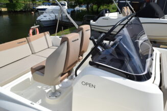 Quicksilver Activ 605 Open+ Mercury 115hp CT - Image 31