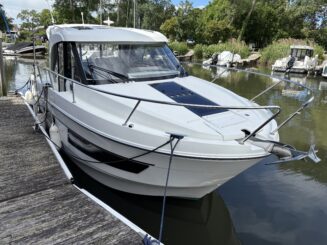 Beneteau Antares 9 OB | Twin Suzuki 200hp | 2019 - Image 2