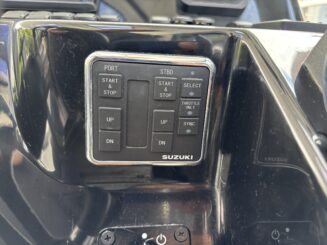 Beneteau Antares 9 OB | Twin Suzuki 200hp | 2019 - Image 15
