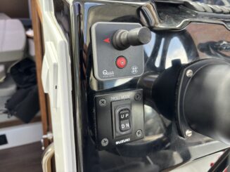 Beneteau Antares 9 OB | Twin Suzuki 200hp | 2019 - Image 16