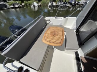 Beneteau Antares 9 OB | Twin Suzuki 200hp | 2019 - Image 11