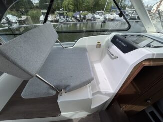 Beneteau Antares 9 OB | Twin Suzuki 200hp | 2019 - Image 51