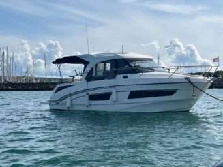 Beneteau Antares 9 OB | Twin Suzuki 200hp | 2019 - Image 56
