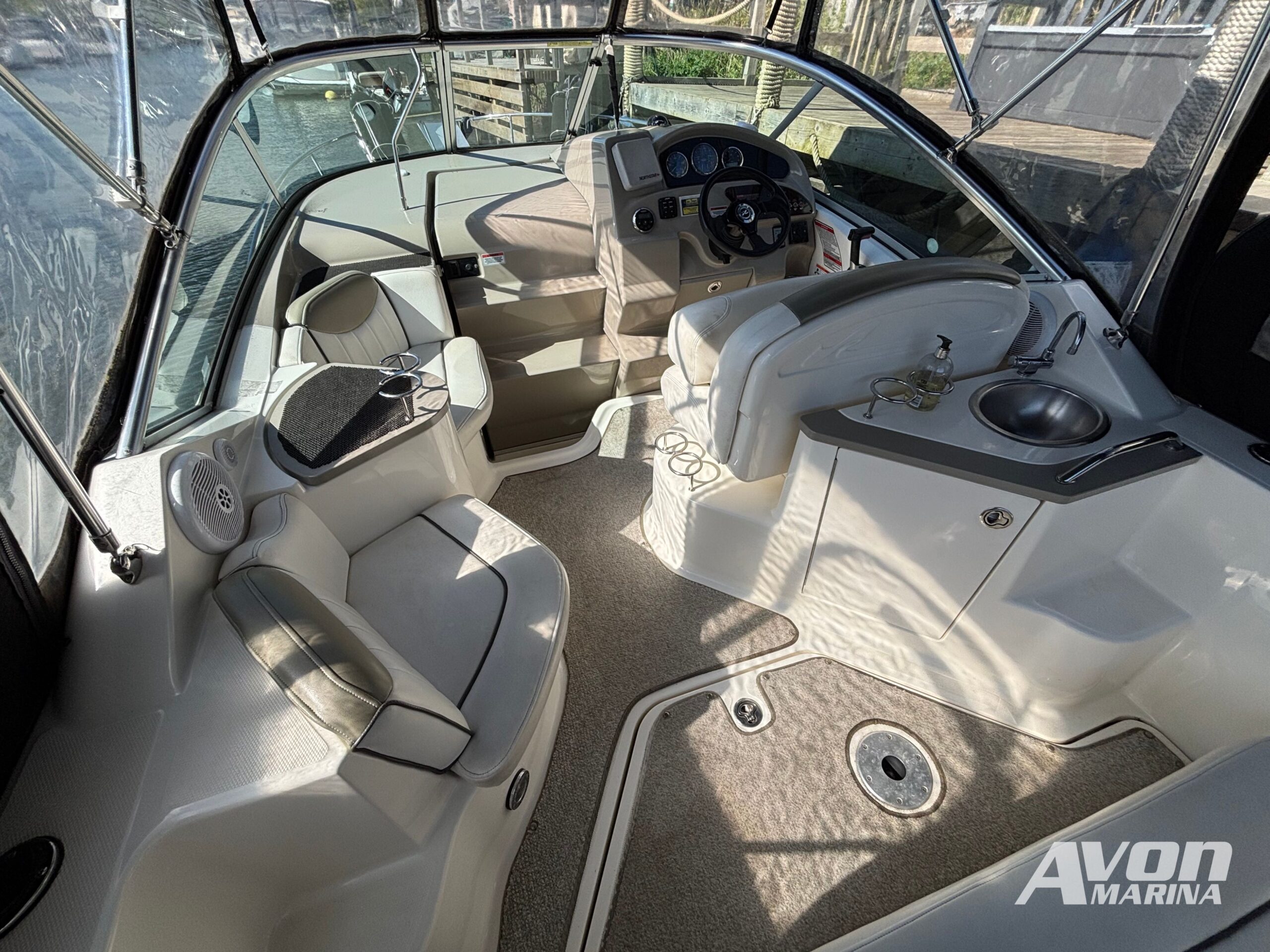 Sea Ray 240 Sundancer | Mercruiser 5.0 | 2007 - Image 9