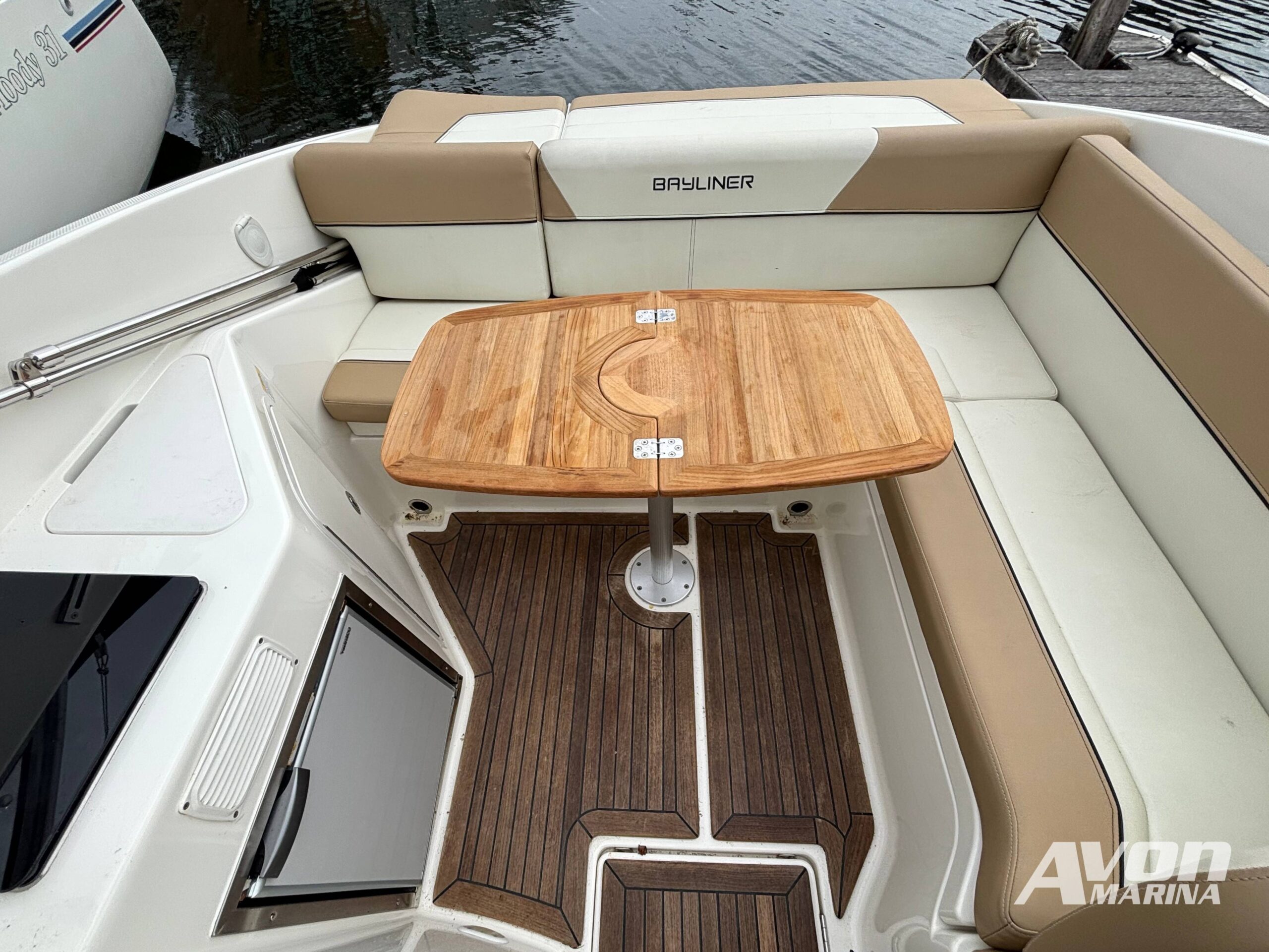 Bayliner 742 | Mercruiser 6.2L | 2017 - Image 7
