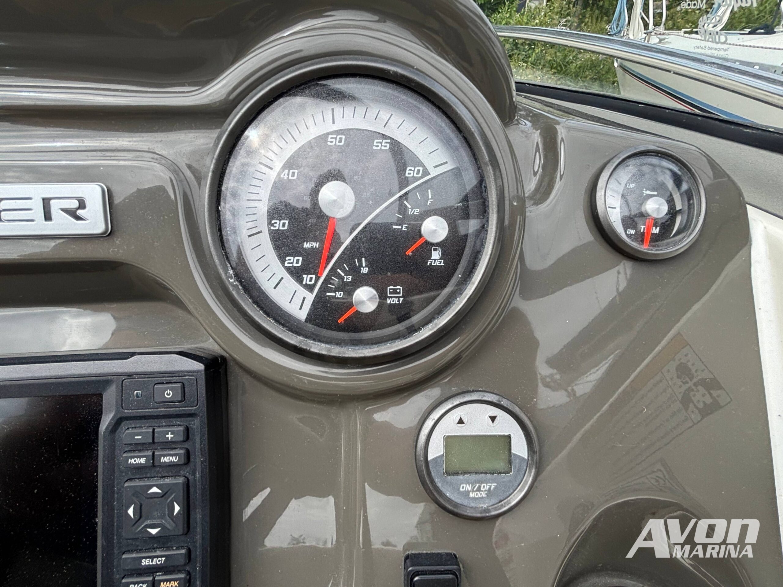 Bayliner 742 | Mercruiser 6.2L | 2017 - Image 13